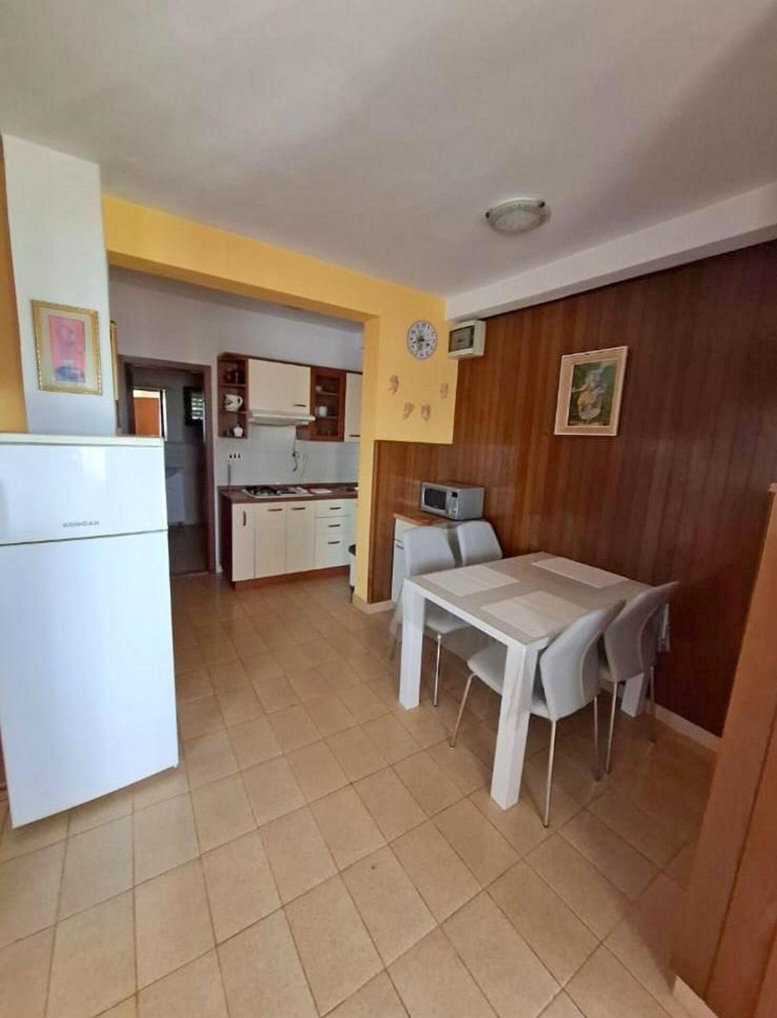 Apartments Sanja Povljana Extérieur photo