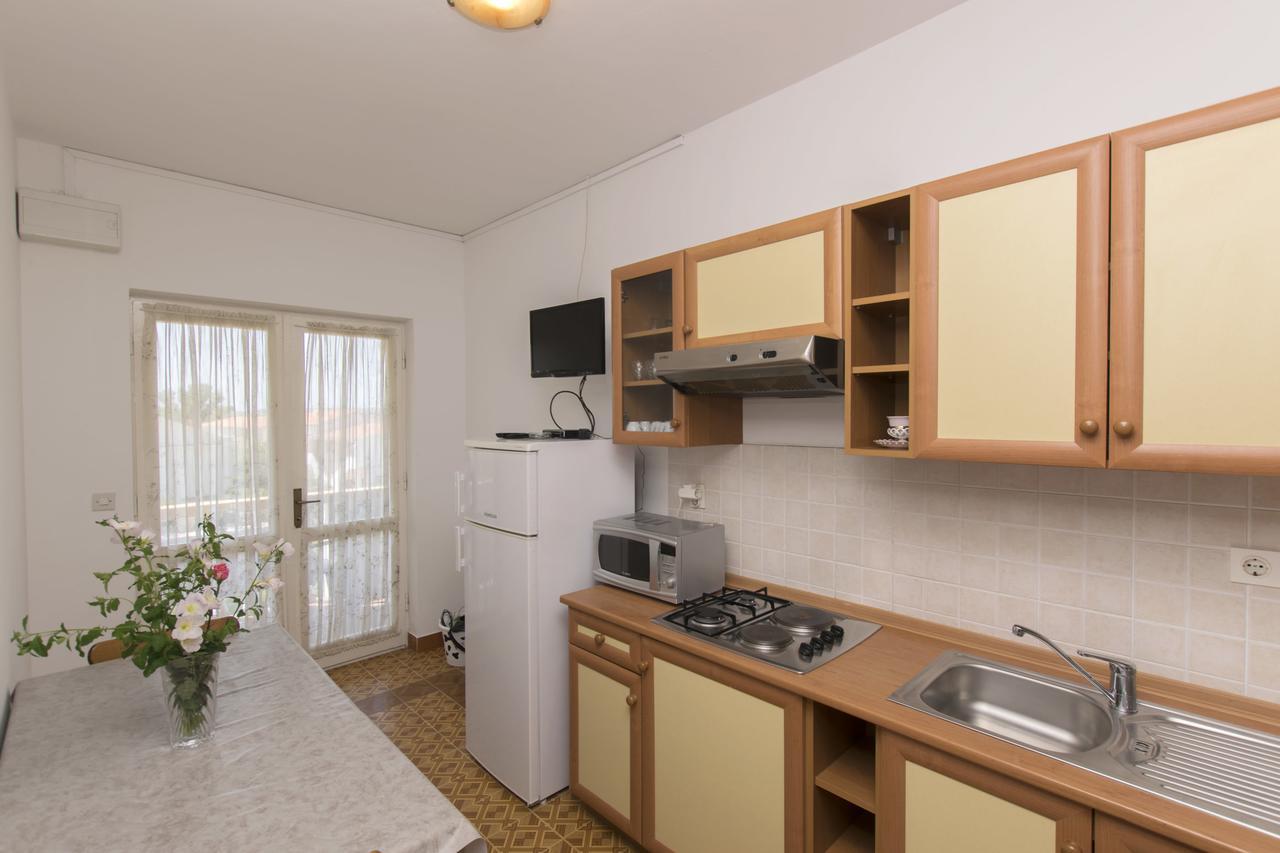 Apartments Sanja Povljana Extérieur photo